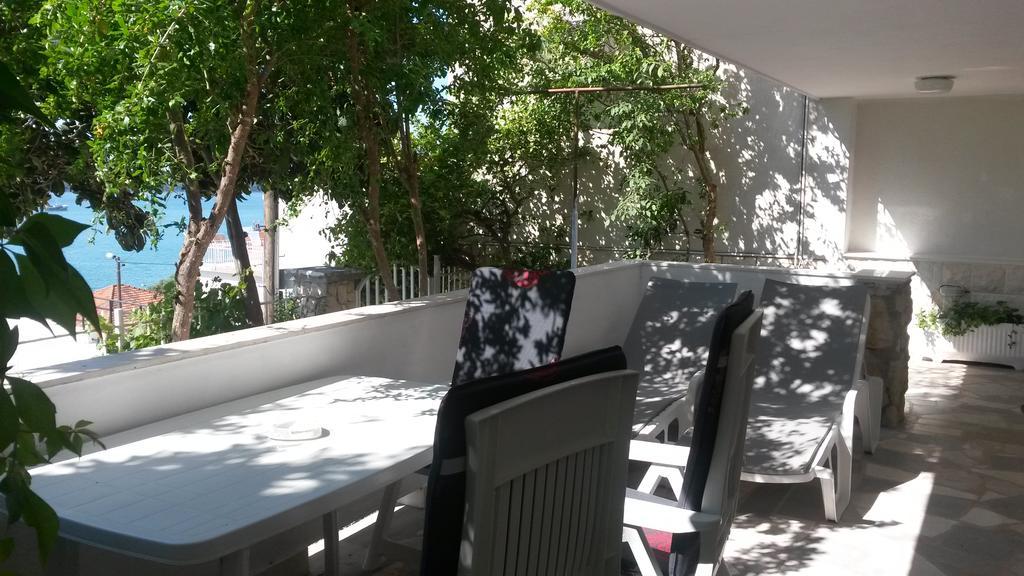 G&B Apartments Trogir Exterior photo